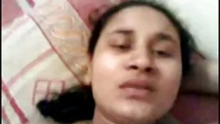 মেয়েটি কাজের সাক্ষাত্কারে আত্মসমর্পণ করতে রাজি হয়েছিল ভাই বোনের সেকস