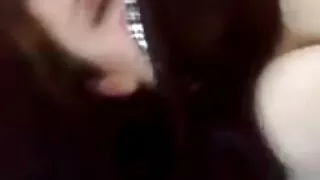 একটি বাড়ির পরিবেশে একটি বন্ধুর সাথে সেক্স সেক্সে ভিডিও বাংলা গুলি করে